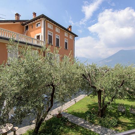 Residenza Di Prestigio In Riva Al Lago Marone Loft Bagian luar foto
