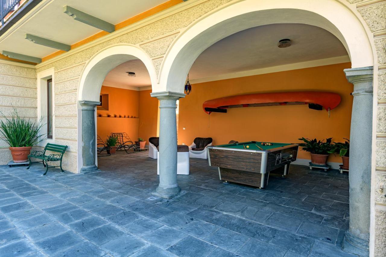 In Riva Al Lago Di Iseo Residenza Loft Marone Bagian luar foto