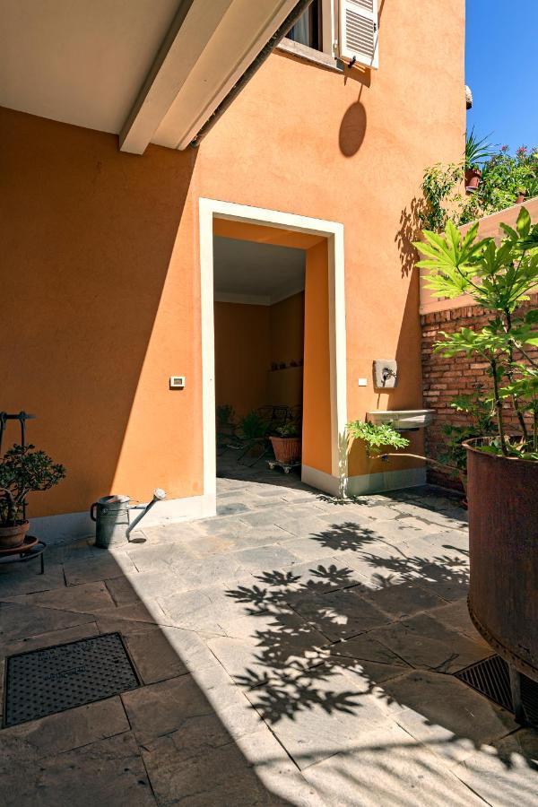 In Riva Al Lago Di Iseo Residenza Loft Marone Bagian luar foto