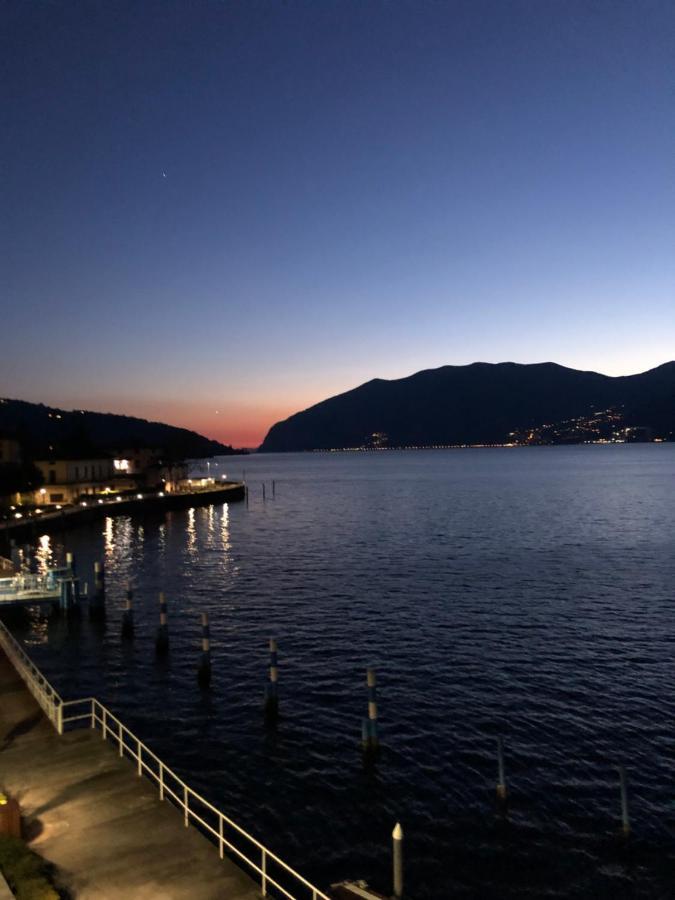 Residenza Di Prestigio In Riva Al Lago Marone Loft Bagian luar foto